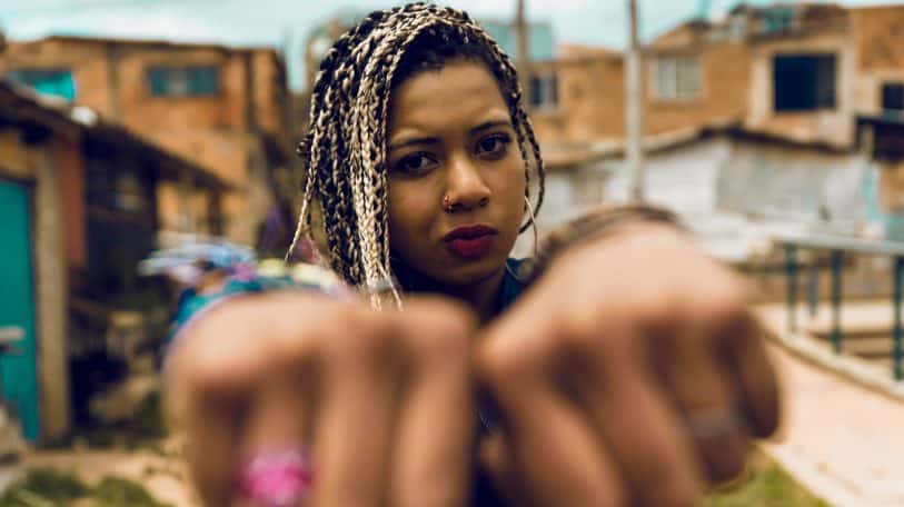« Ni garçon manqué, ni lesbienne…  une fille tout simplement ! »