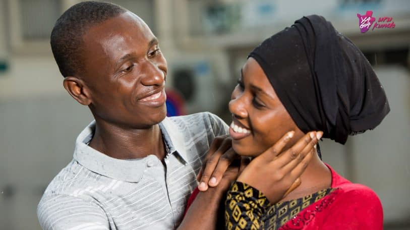 Ugutirimuts(w)a: ibintu bitatu vyerekana ko umuntu afise iyindi ntumbero