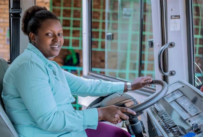 « Être femme et chauffeur au Burundi, c’est possible ! »