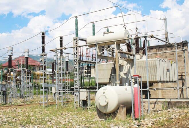 Coupures répétitives de l’électricité : une solution durable d’ici peu ?