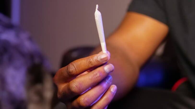 Décupler ses performances sexuelles grâce à la marijuana, c’est du vent !