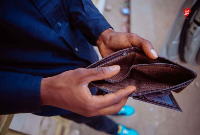 Umusi mukuru w’abakozi n’akazi : “Nari guhimbaza ariko…”