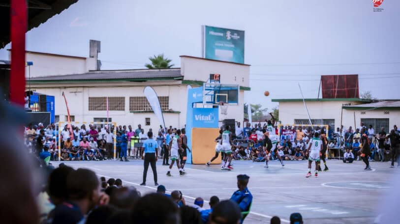 Le fair-play au basketball : aussi lointain que la lune