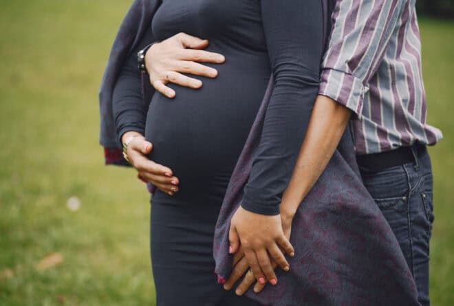 Mariage forcé après grossesse : une vraie union naît de la liberté de choix