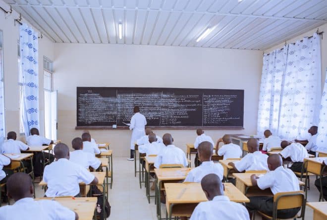 Du banc de l&rsquo;école au bagne : la descente aux enfers de deux élèves de Ngozi