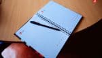 café dans une tasse carnet avec stylo (2).jpg